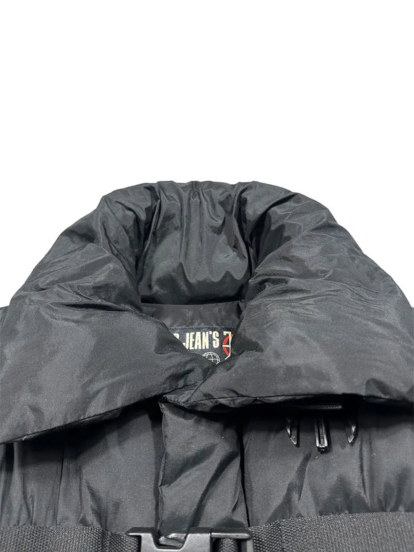 AW03 Bondage Puffer
