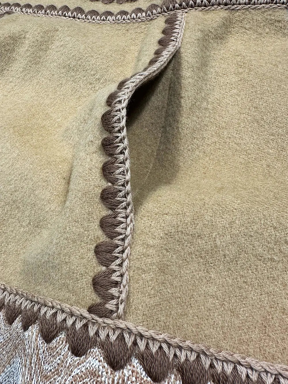 Zigzag Hem Wool Skirt