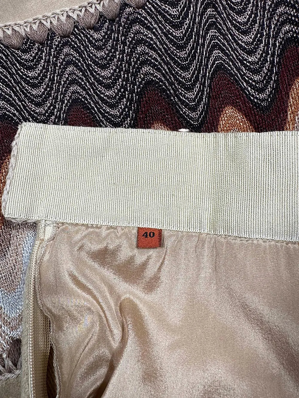 Zigzag Hem Wool Skirt