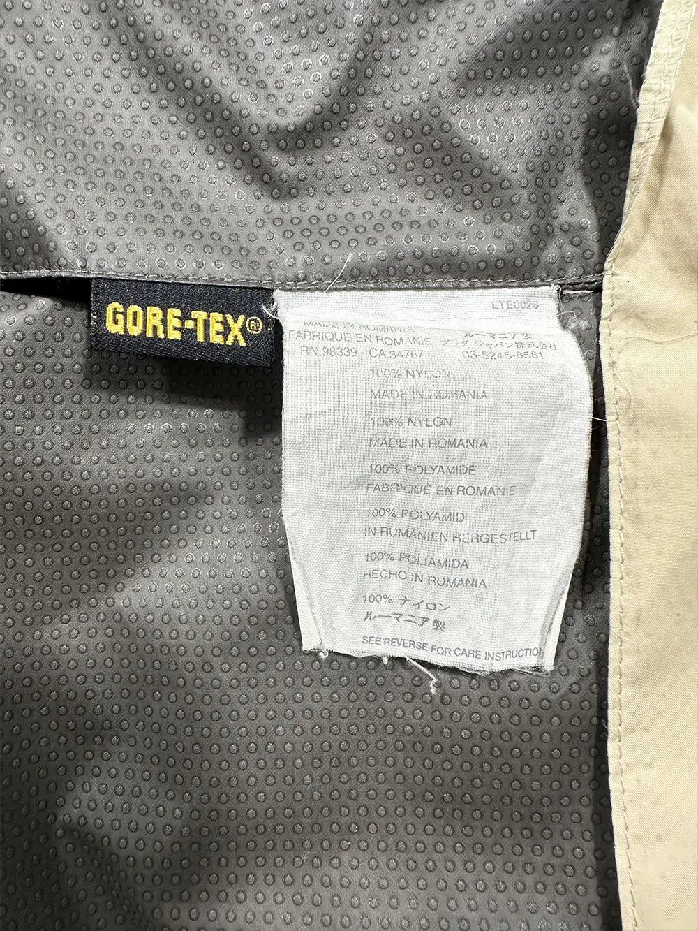 Nylon Gore-Tex Trench