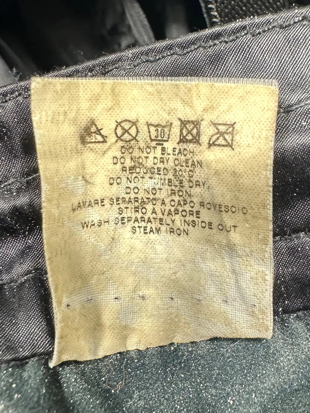 AW03 Bondage Cargo